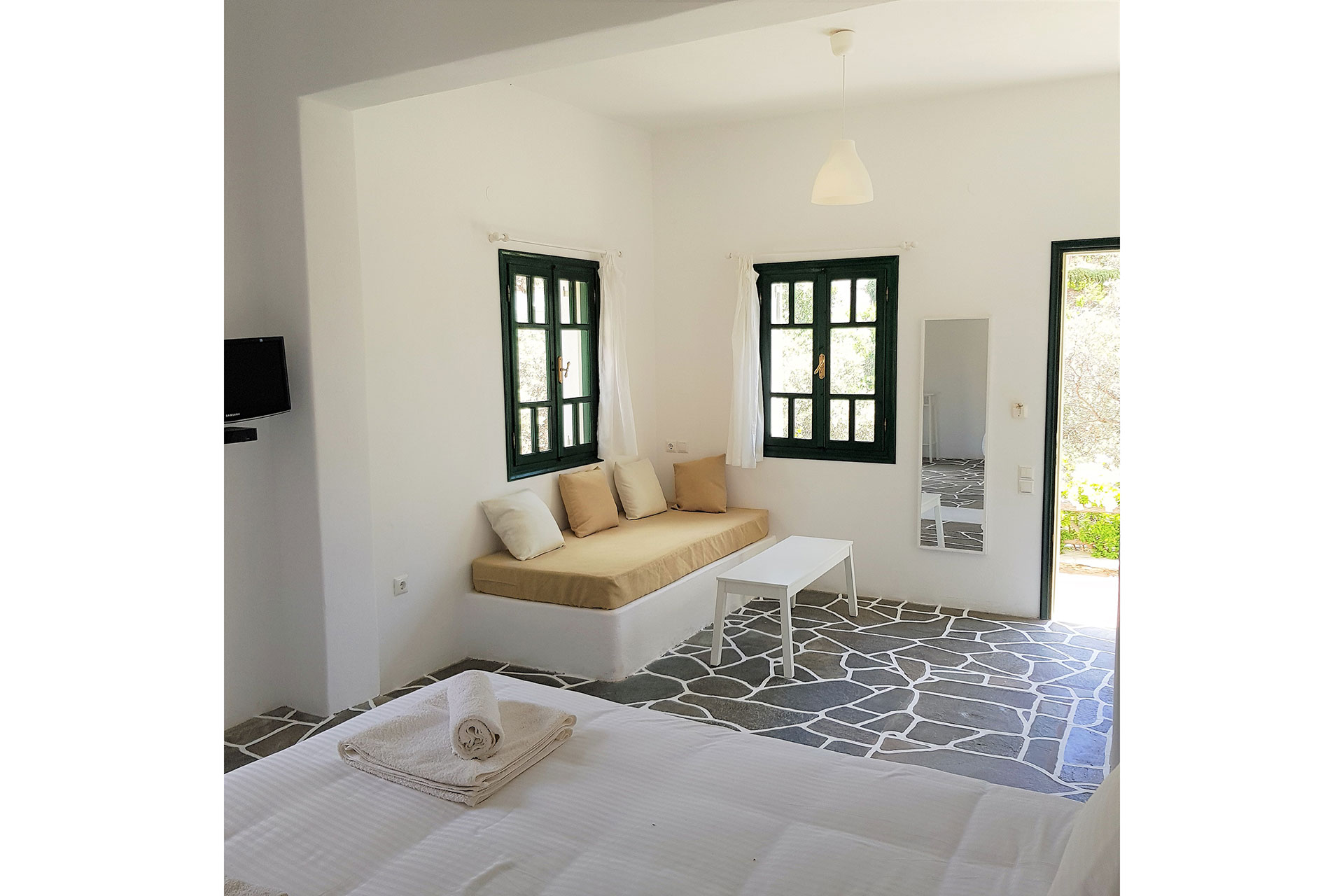 Interior of a suite in Andromeda Sifnos